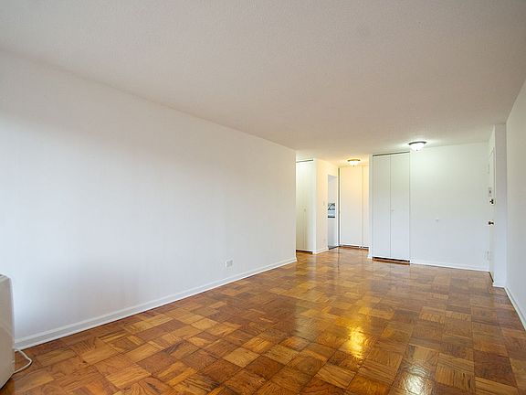 2nd image of 7235 112th St APT 7B