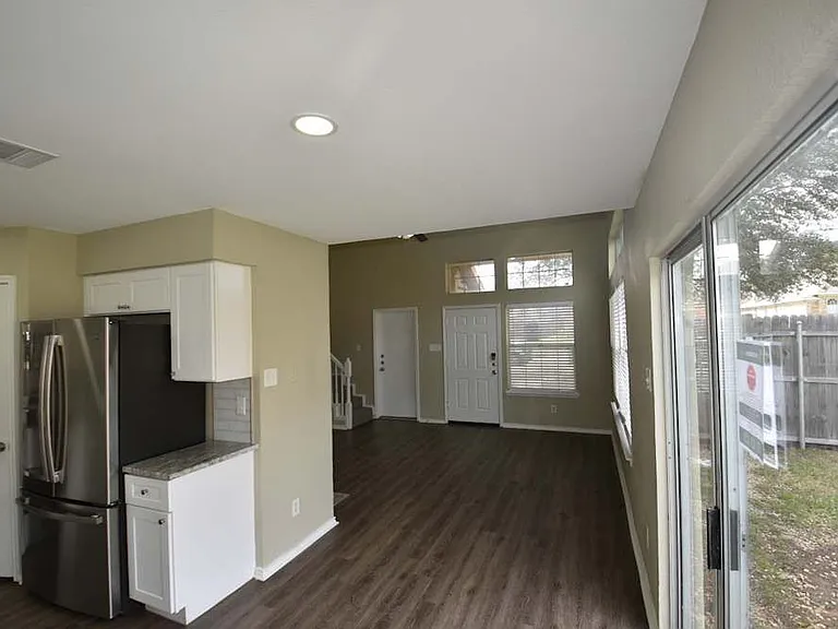 8533 Ohara Ln — Photo 6