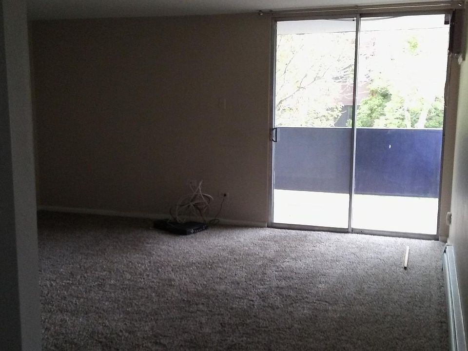 2nd image of 701 N Pearl St APT 205