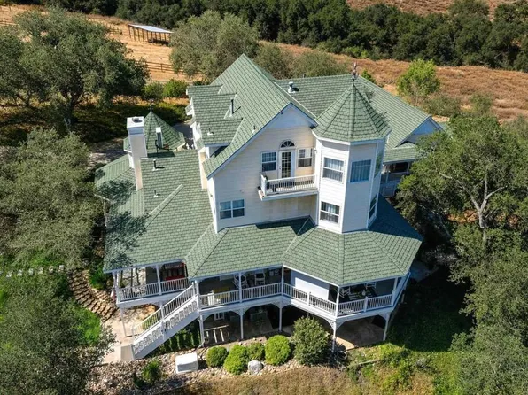 24665 Rancho Santa Teresa Dr, Ramona, CA 92065