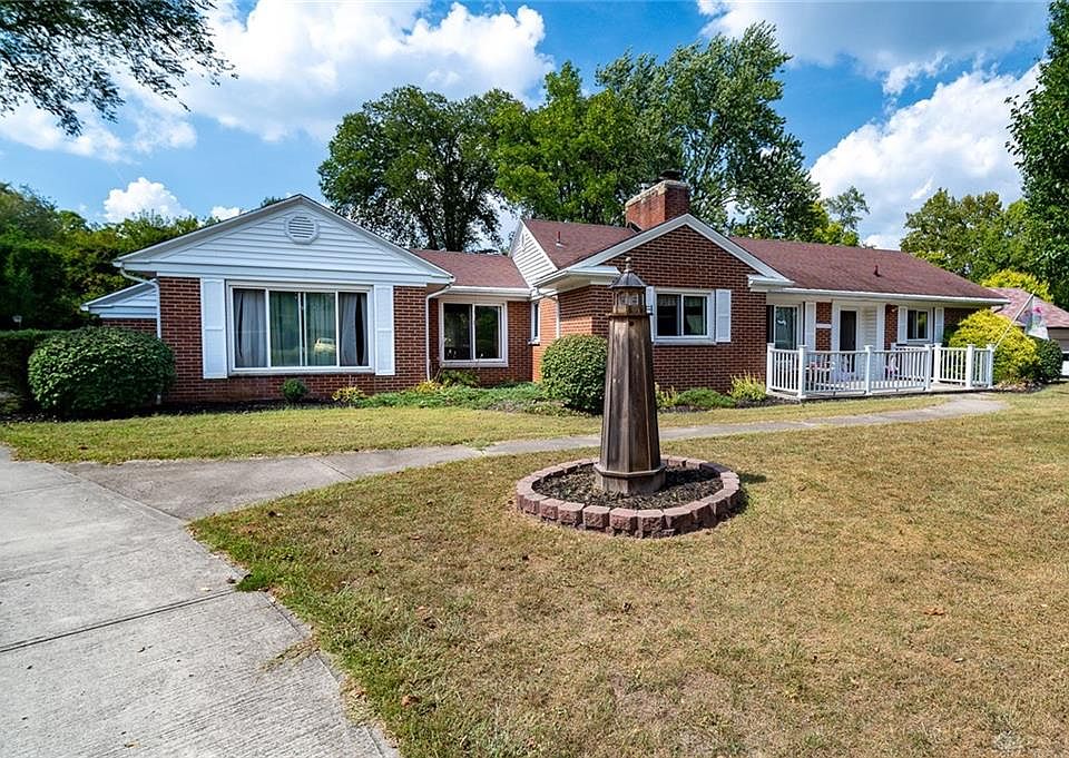 1st image of 6075 Romaine Dr