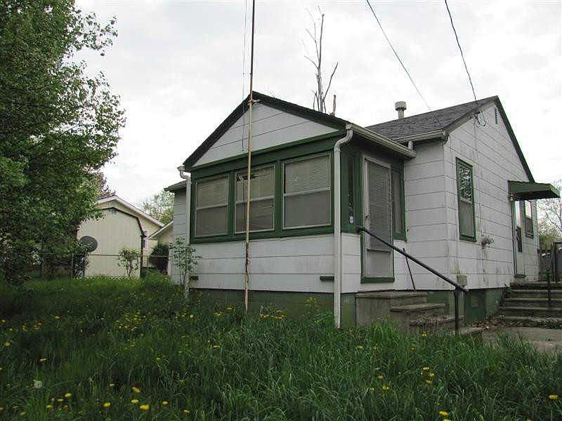1st image of 4044 Barbee St