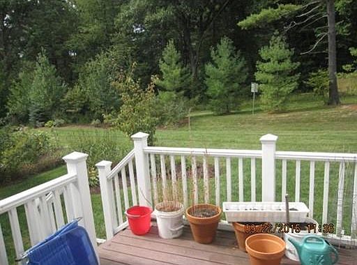 5th image of 71 Pondside Dr