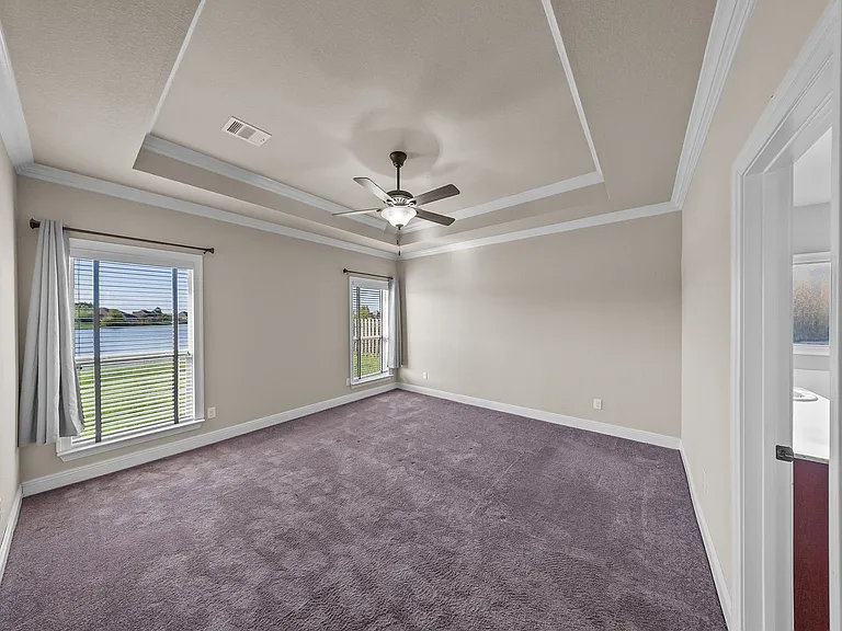 6107 Waterford Ln — Photo 8