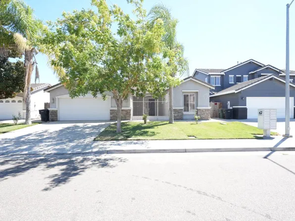 2860 Tulare Ct, Livingston, CA 95334