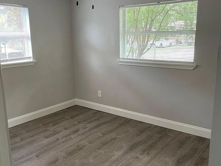 Bedroom 2 with ceiling fan