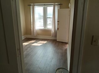 466 Antoinette St APT 1, Detroit, MI 48202