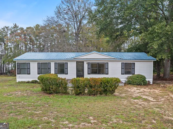 3035 Cowboy Way, Portal, GA 30450