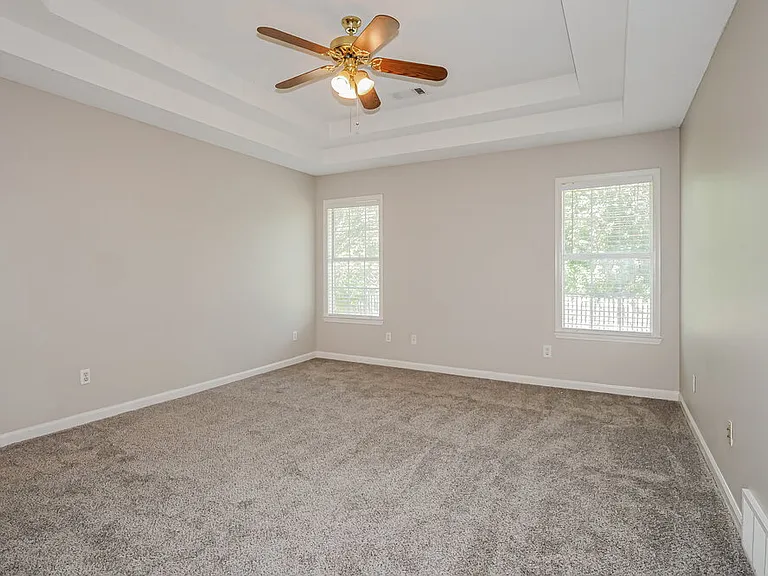 661 Shelley Renee Ln — Photo 8
