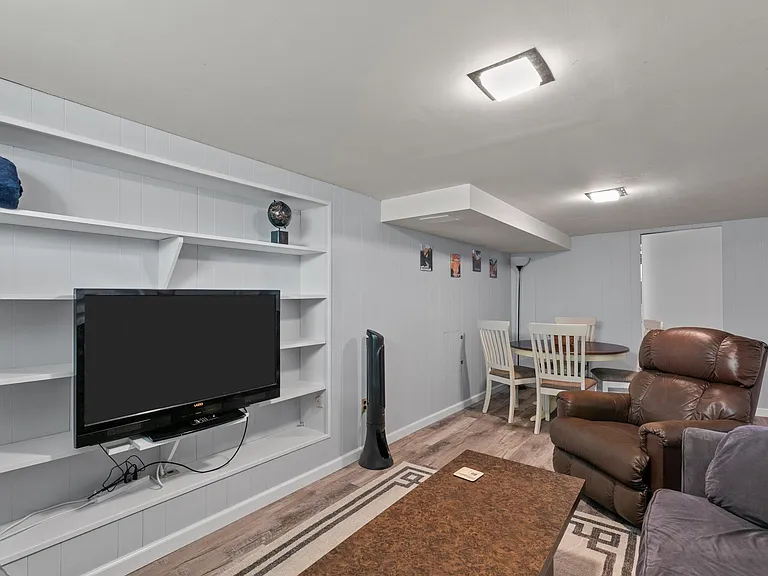 7 Casey Dr — Photo 19