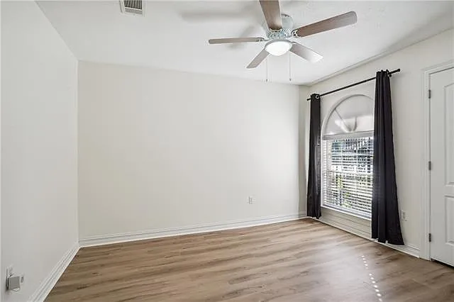 2 Schill Ave — Photo 17