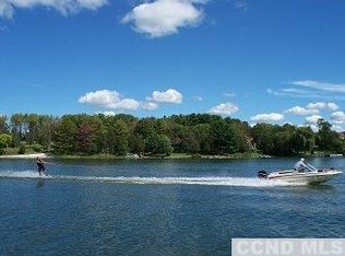 457 Sleepy Hollow Rd, Athens, NY 12015