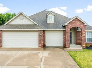 12438 E 129th St, Collinsville, OK 74021