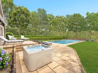 3 Bloom Ave, East Hampton, NY 11937