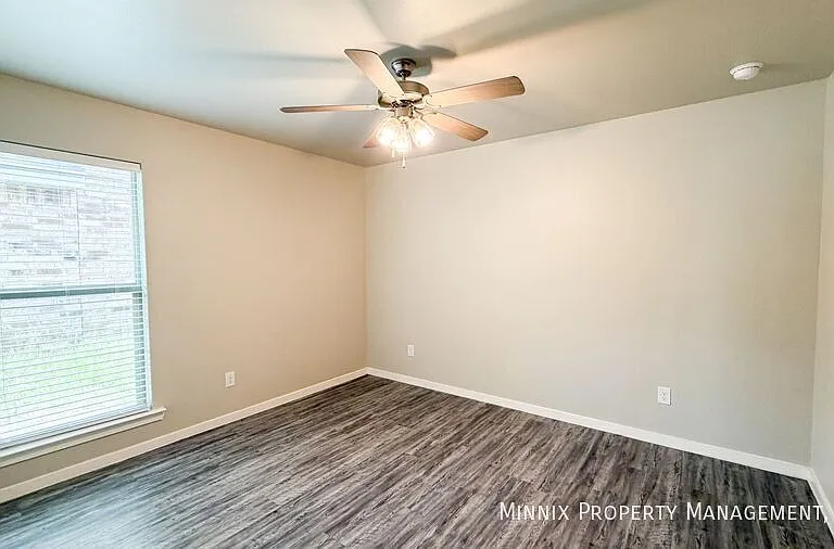 1907 Kirksey Ave — Photo 13