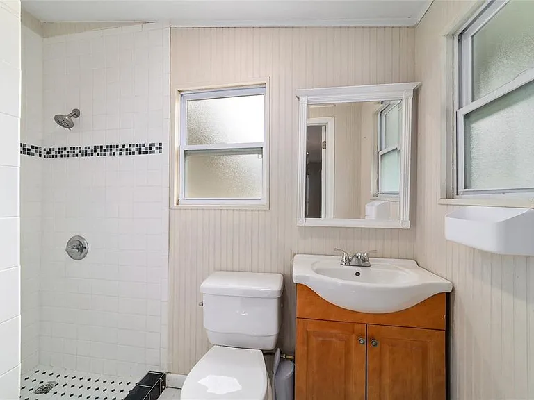 2936 SE 13th St — Photo 24
