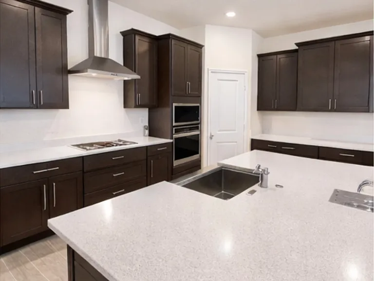 975 Vineyard Ridge Rd — Photo 2