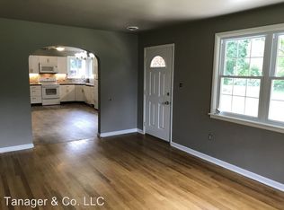 28 Oak Dr, Lancaster, PA 17601