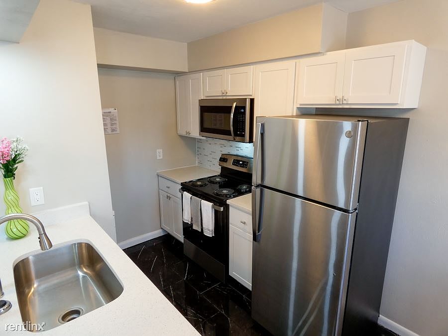 staged Noco suite -11
