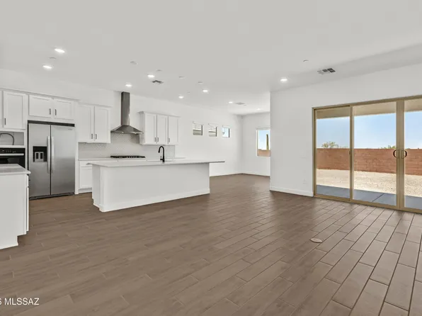 5038 W Tavira Way, Marana, AZ 85742