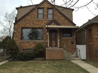 6135 W Barry Ave, Chicago, IL