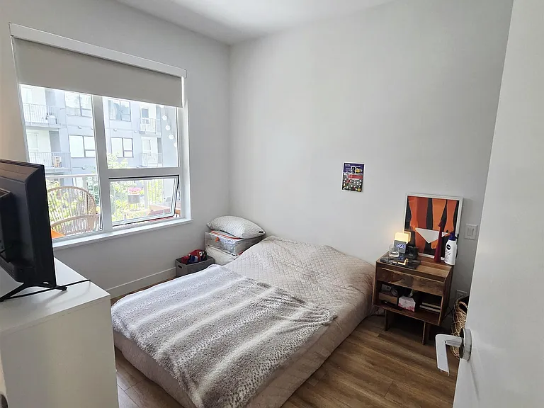 648 Lea Ave #302 — Photo 4