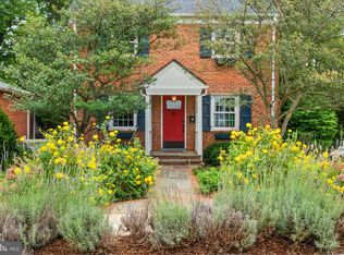 2229 N Quantico St, Arlington, VA 22205