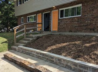 3047 Simpson Rd, Ashland, KY 41101