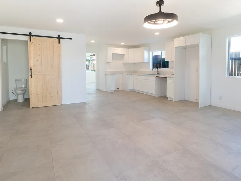 87206 Kokell Ave — Photo 2