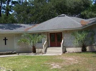 1 Joe Frazier Rd, Beaufort, SC 29906