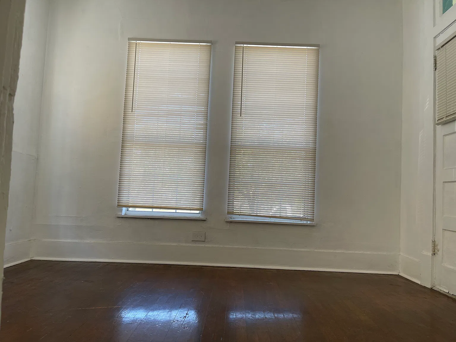 310 Roosevelt Ave — Photo 1