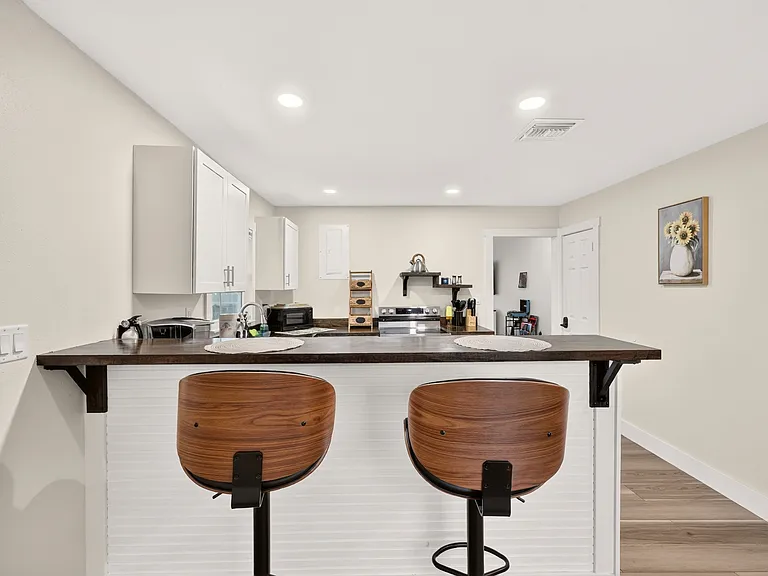 705 NW 64th Pl — Photo 39