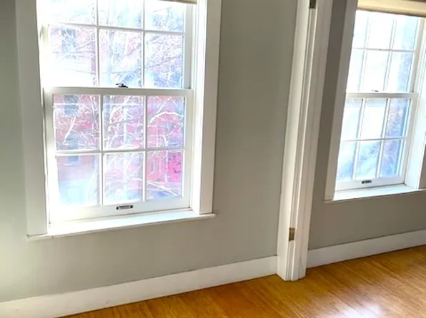 240 Cumberland Street image 6 of 8