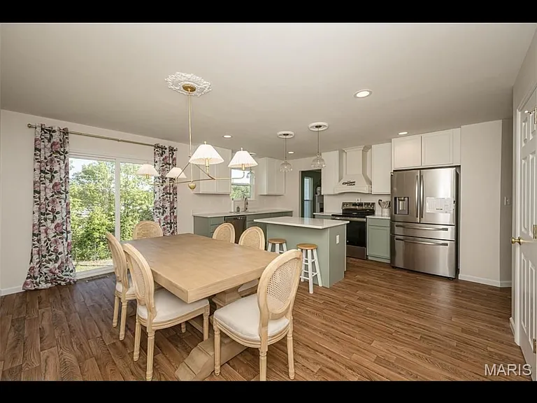 347 Cumberland Ct — Photo 16