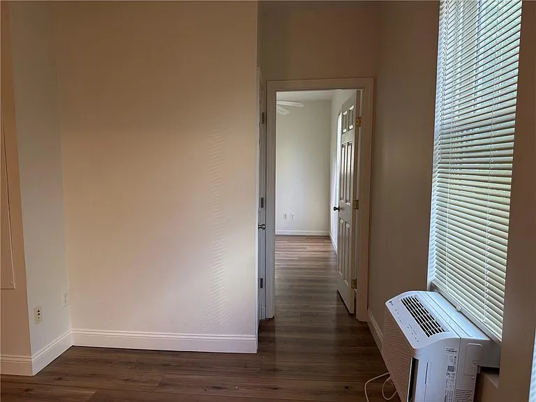 125 Pleasant St #1 — Photo 13
