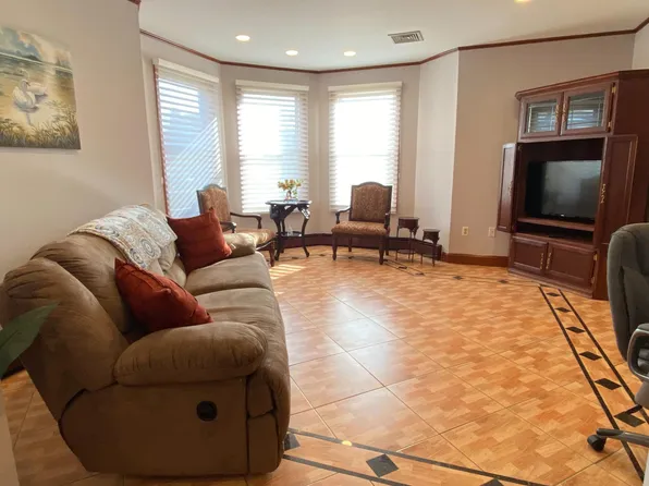 247 Montclair Ave, Newark, NJ 07104