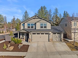 20657 SE Meadowsweet Dr, Bend, OR 97702