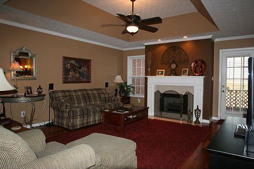 2nd image of 373 Woodlands Dr