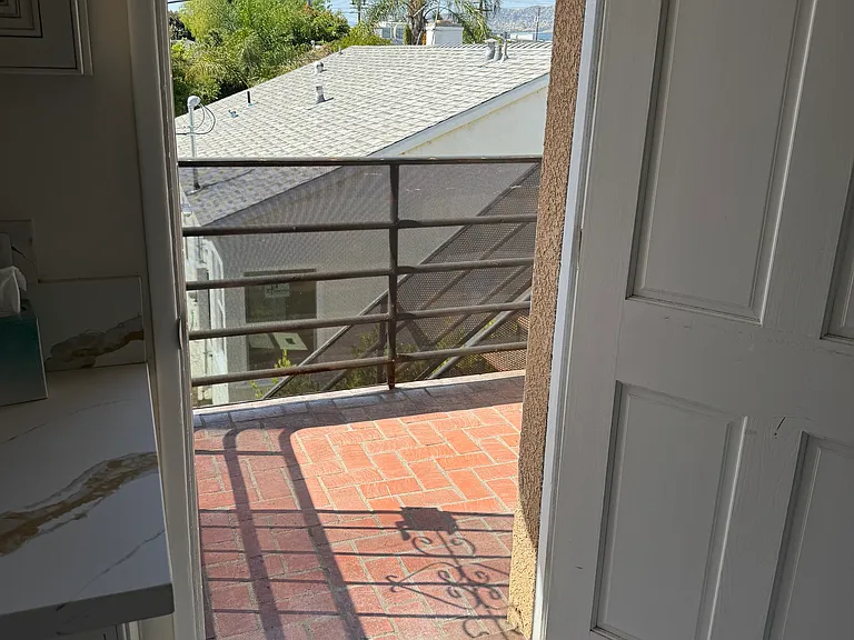 505 S Lake St #3 — Photo 8