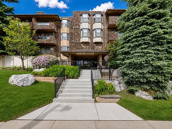 3rd image of 3719 B E 49th St NW #401