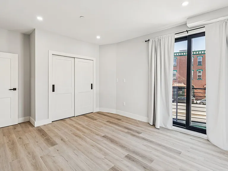 Triad Apartments: Brand New near Drexel & Penn — Photo 25