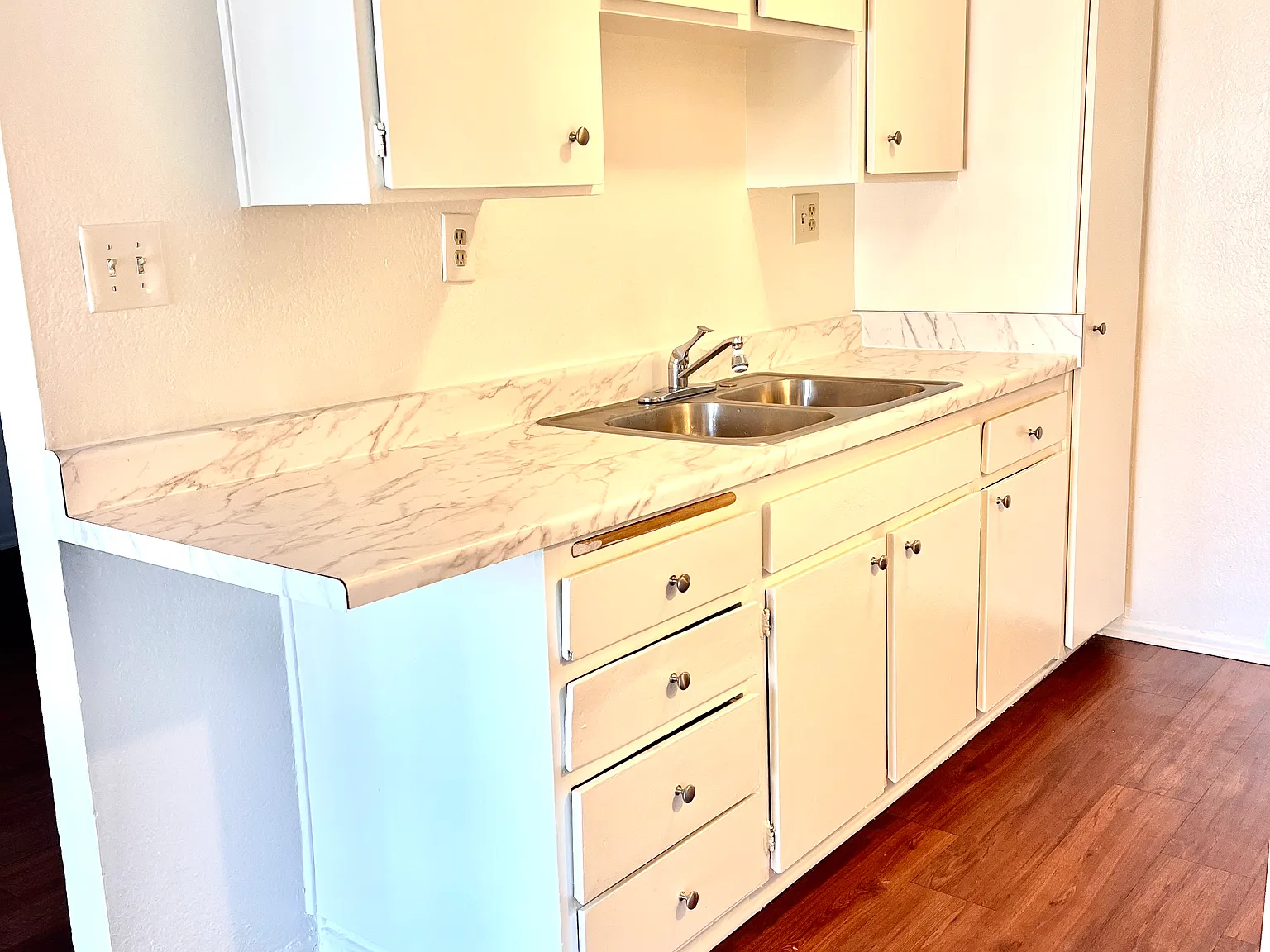 2 bed, $2,300 — Photo 3