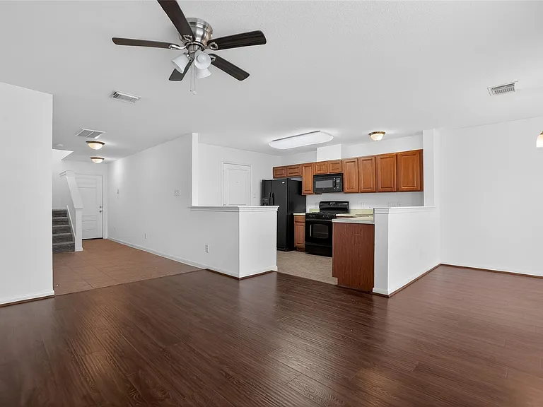 1618 Grable Cove Ln — Photo 9