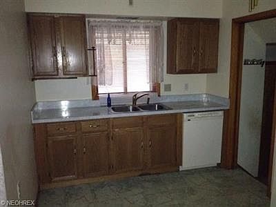 5th image of 1849 Kapel Dr