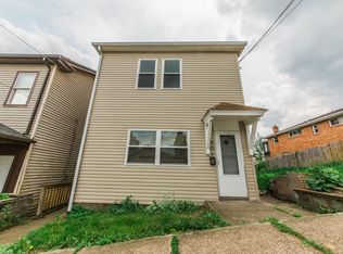 906 Eureka St, Pittsburgh, PA 15210