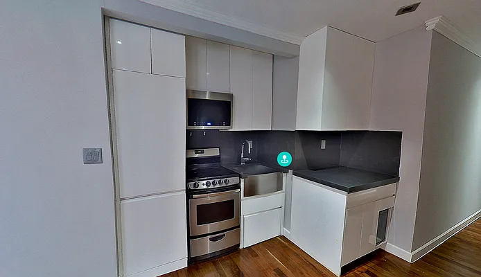 Rented by REAL New York | media 2