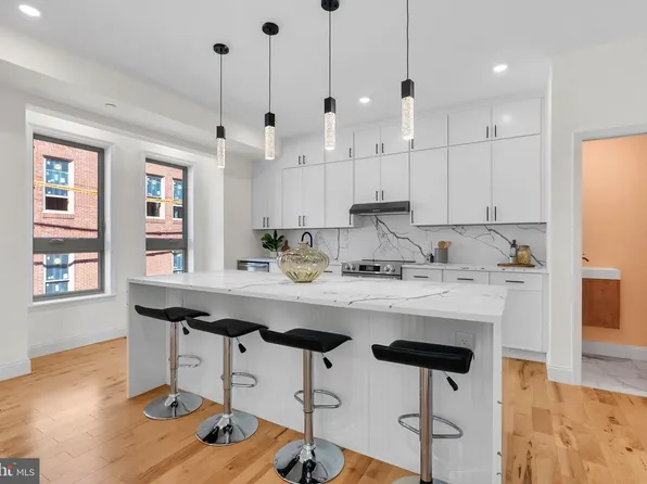 106 Pollard St, Philadelphia, PA 19123