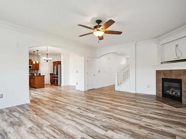140 Andiron Dr — Photo 25