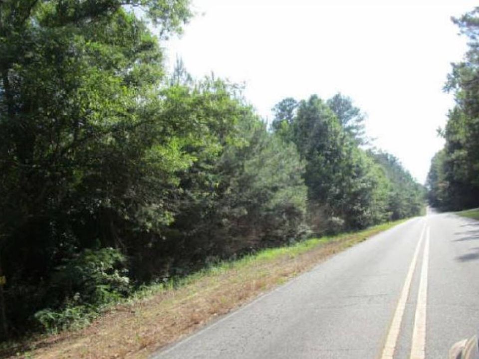 2nd image of 828 Lee Road 147