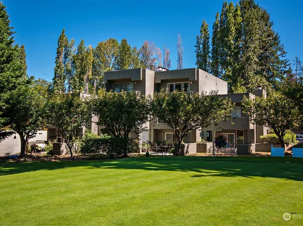 17001 Inglewood Road NE #M-104, Kenmore, WA 98028